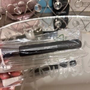 Foundation Brush ( Only )